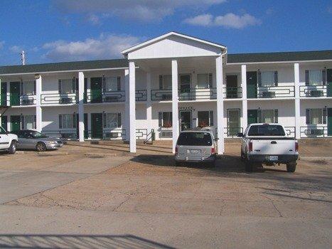 Budget Deluxe Motel Рола Екстериор снимка